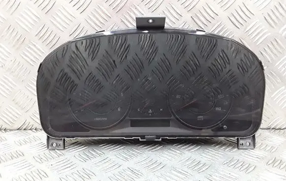 Chevrolet Captiva Speedometer (instrument cluster) 95967061