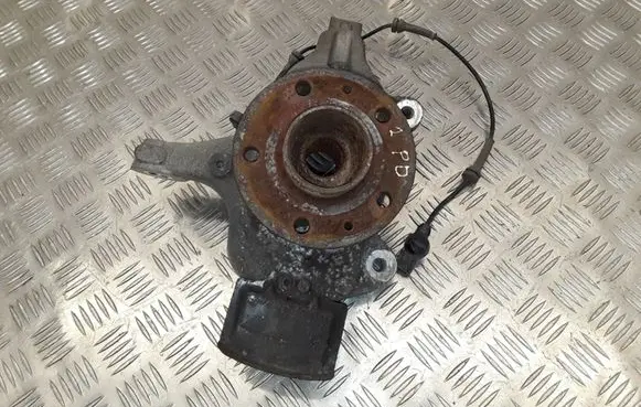 Renault Laguna III Front wheel hub 400140006R 402006387R