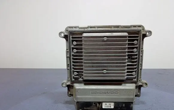 Hyundai Sonata Engine control unit/module ECU 39110-25400