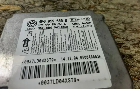 Audi A6 S6 C6 4F Airbag control unit/module 4F0959655B 4F0910655A