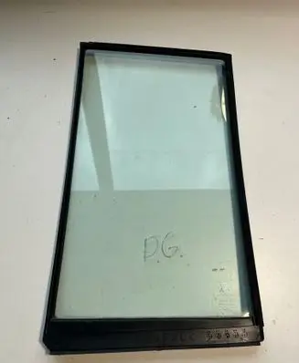Rear vent window glass