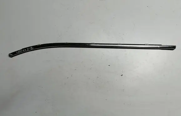 KIA Ceed Front door trim (molding) a17wf4