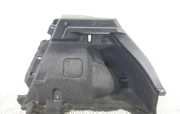 Trunk/boot side trim panel