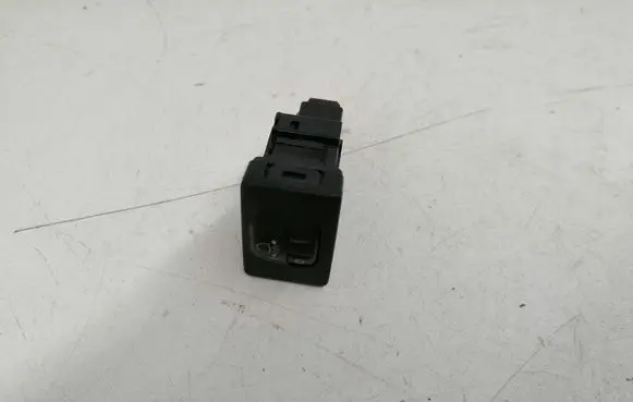 Toyota RAV 4 (XA40) Headlight level height control switch 134159