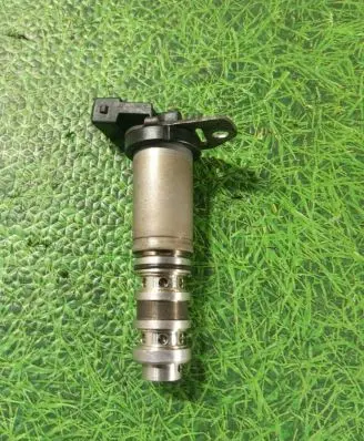 BMW X5M E70 Camshaft vanos timing valve 68605123