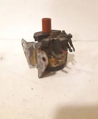 Mercedes-Benz 190 W201 High voltage ignition coil