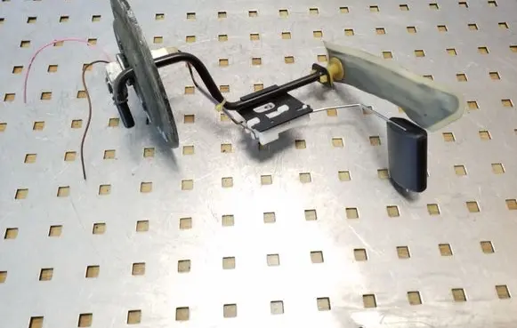Fuel level sensor