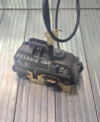 Renault Megane II Rear door lock