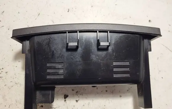 Mercedes-Benz C W203 Dashboard storage box/compartment A2036830291