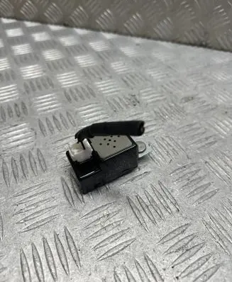 Hyundai Tucson TL Parking PDC sensor speaker 957104D011