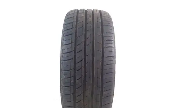 Mercedes-Benz E W212 R18 summer tire 
