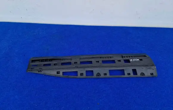 Jaguar I-Pace Sliding door lower roller guide/hinge J9D3-21064-A