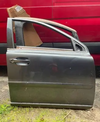 Volvo XC90 Front door