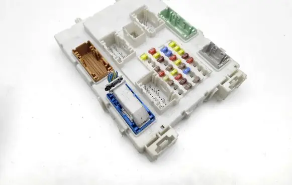 Ford C-MAX II Fuse module BV6N14A073DR