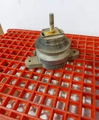 Audi A8 S8 D3 4E Gearbox mount 4E0399151AR 060223 26J0M04