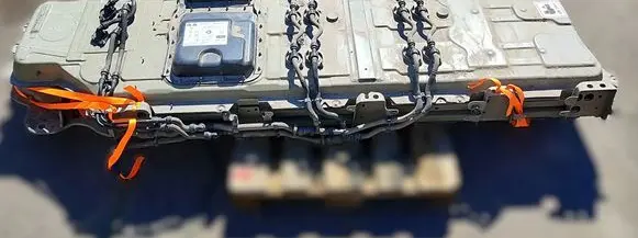 Peugeot Expert Hybrid / electric car battery 9847574180