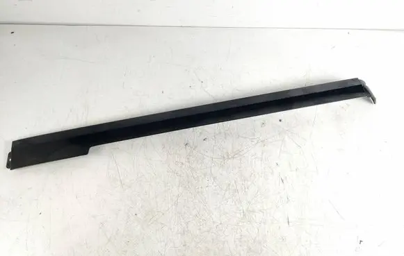 Mercedes-Benz Vito Viano W447 Sliding door rail trim A4476900370