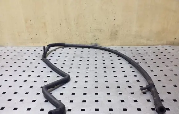 Audi Q7 4L Engine coolant pipe/hose 7L6122447BD