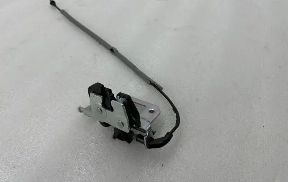 Mercedes-Benz E C207 W207 Seat back rest lock catch A2079200076 50132