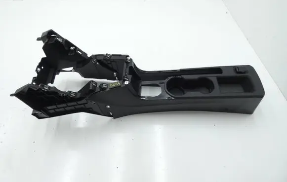 Dacia Sandero III Center console 