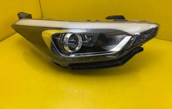 Hyundai i20 (GB IB) Headlight/headlamp 92102C8200