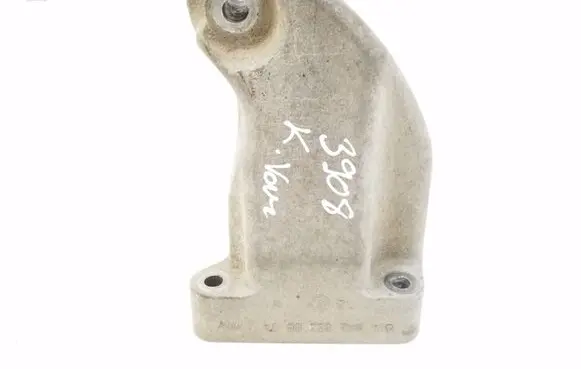 Mercedes-Benz E C207 W207 Engine mounting bracket A6422230604