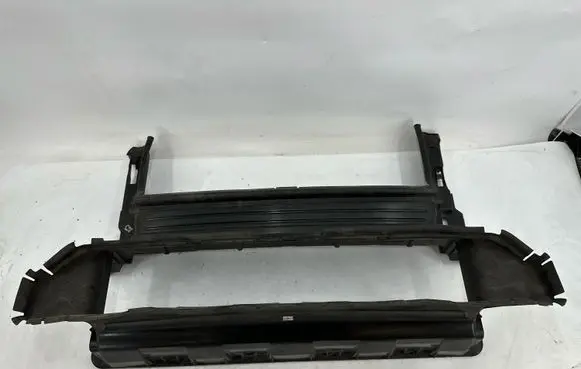 Volvo V40 Intercooler air guide/duct channel 31383998