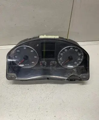 Volkswagen Golf V Speedometer (instrument cluster) 1K0920950L V3556120 VWZ7Z0G9650953
