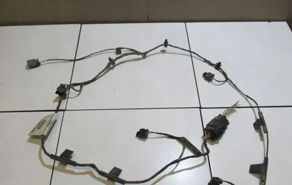 Ford Kuga I EUR ISO radio connector 8V4T15K868ADD