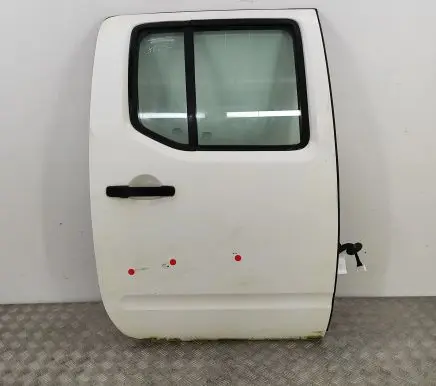 Nissan NP300 Rear door 82100EB332