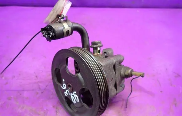 Mazda Premacy Power steering pump
