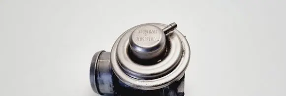 Audi A3 S3 8L EGR valve 038129637 038131501E 192019018