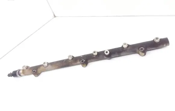 Fuel main line pipe