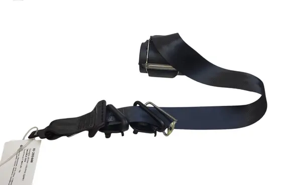 Middle seatbelt (rear)