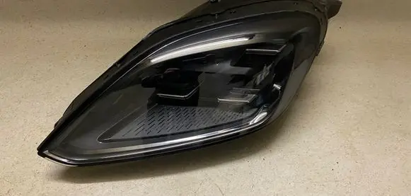 Porsche Cayenne (9Y0 9Y3) Headlight/headlamp 9Y0941081L 00045766 T9Y0079