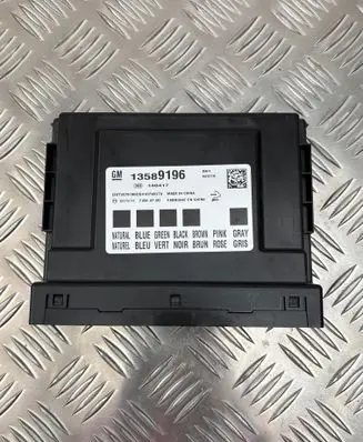 Opel Mokka Comfort/convenience module 13589196 F00HJ01081