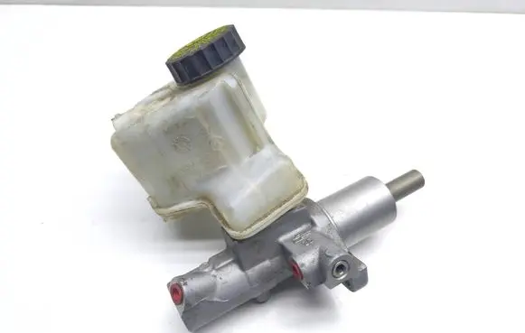 Mercedes-Benz E W212 Master brake cylinder A2044300102