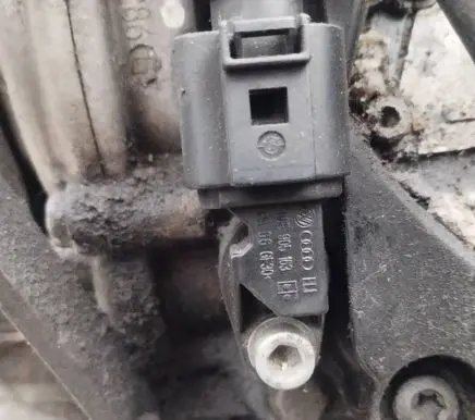 Audi A6 S6 C6 4F Crankshaft position sensor 06e905163