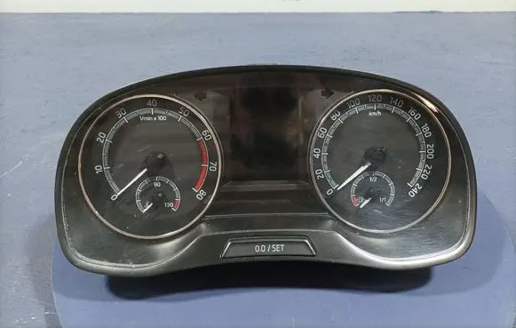 Skoda Fabia Mk3 (NJ) Speedometer (instrument cluster) 6V0920740D