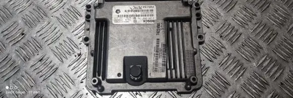 Jeep Grand Cherokee Engine control unit/module 68252642AF