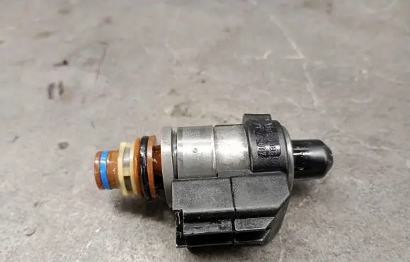 Mercedes-Benz A W169 Turbo solenoid valve a2202771098
