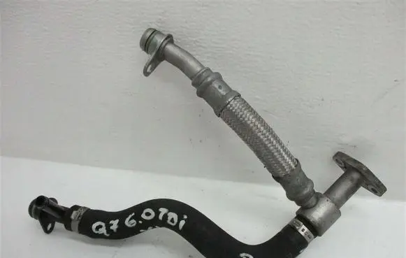 Audi Q7 4L Turbo turbocharger oiling pipe/hose