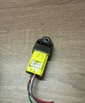 Subaru Forester SJ Airbag deployment crash/impact sensor 98237SG020 563CZPJ43