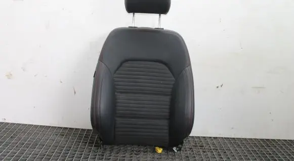 Mercedes-Benz B W246 W242 Front passenger seat 