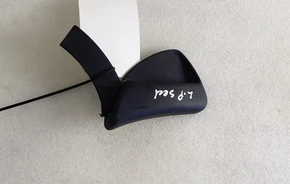 Nissan Juke I F15 Seat adjustment handle 1863872 873681KK0A