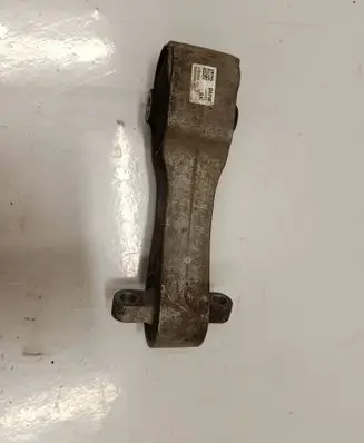 BMW 1 F40 Engine mount bracket 9454384