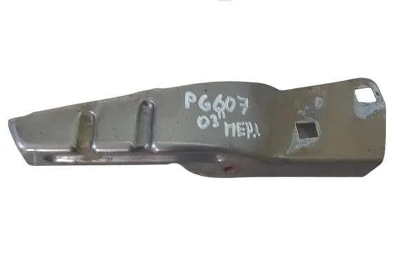 Peugeot 607 Fender mounting bracket 500487B 711475 E0225B