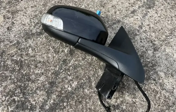 Volvo C70 Front door electric wing mirror 31218126