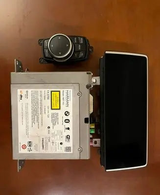 BMW X5 F15 Audio system kit 6582935072302 6550934787803 6512681994301