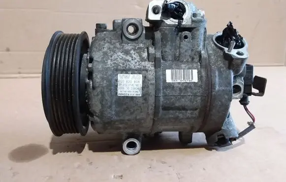Skoda Fabia Mk1 (6Y) Air conditioning (A/C) compressor (pump) 6Q0820808
